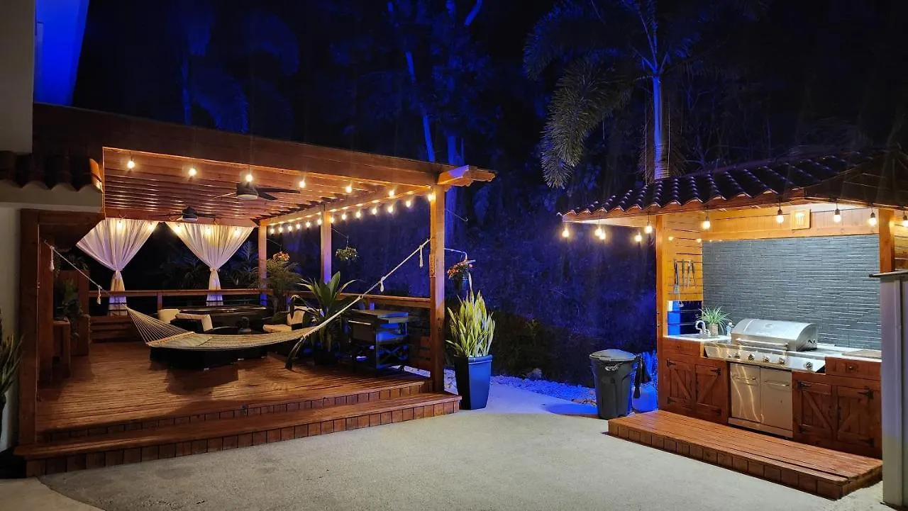 Palm'S Luxury Suite With Private Jacuzzi Aguada 0*,